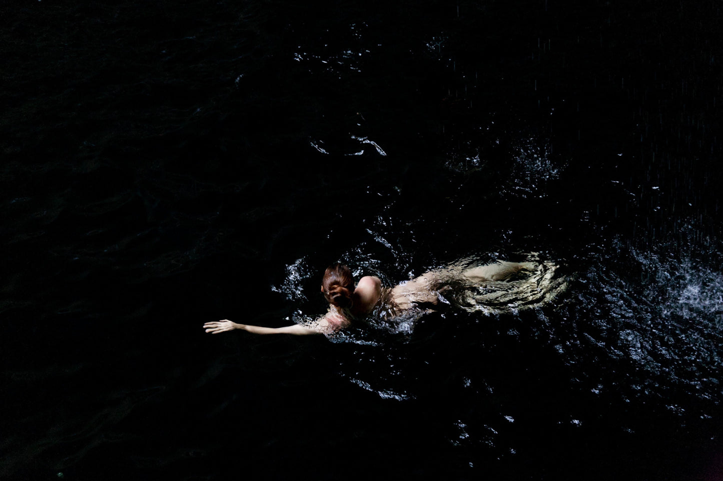 The Water in Between 8229 - Francine Fleischer